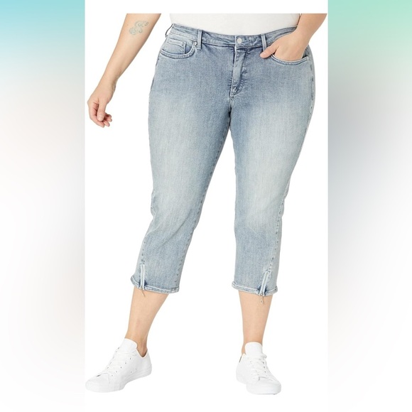 NYDJ Women's Plus Size Chloe Denim Capris In Clean Affection Blue faded 24W - Picture 1 of 7